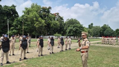 एसपी स्वर्ण प्रभात के निर्देश पर पुलिस लाइन में QRT, बज्र एवं दंगा बल का एंटी रॉयट मॉक ड्रिल अभ्यास संपन्न