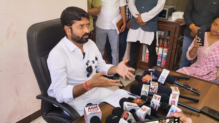 नरकटिया विधानसभा के विकास को लेकर विधायक विशाल कुमार ने केंद्र और राज्य सरकार से मांगी विशेष पहल, रेल, कृषि, पर्यटन, शिक्षा और स्वास्थ्य समेत कई मुद्दे उठाए