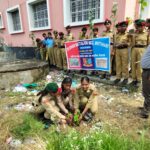 नरकटिया हाई स्कूल में एक पेड़ माँ के नाम अभियान के तहत पौधारोपण करते NCC कैडेट्स